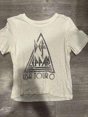 Def Leppard Tour Graphic Tee - Cream with Black Print